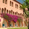 Façade
